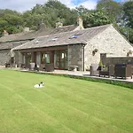 Grove Bed and breakfast 4*