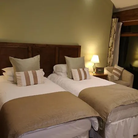 Grove Bed & Breakfast 4*