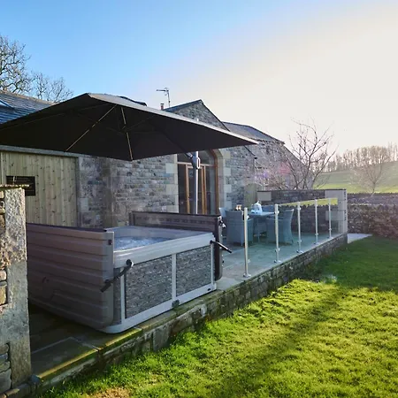 Grove 4* Malham